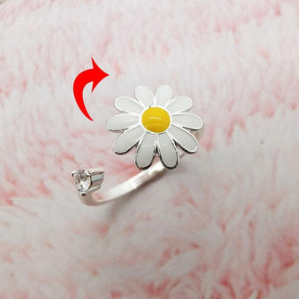Delicate Daisy Rings For Women - Sticky Balls Boutique